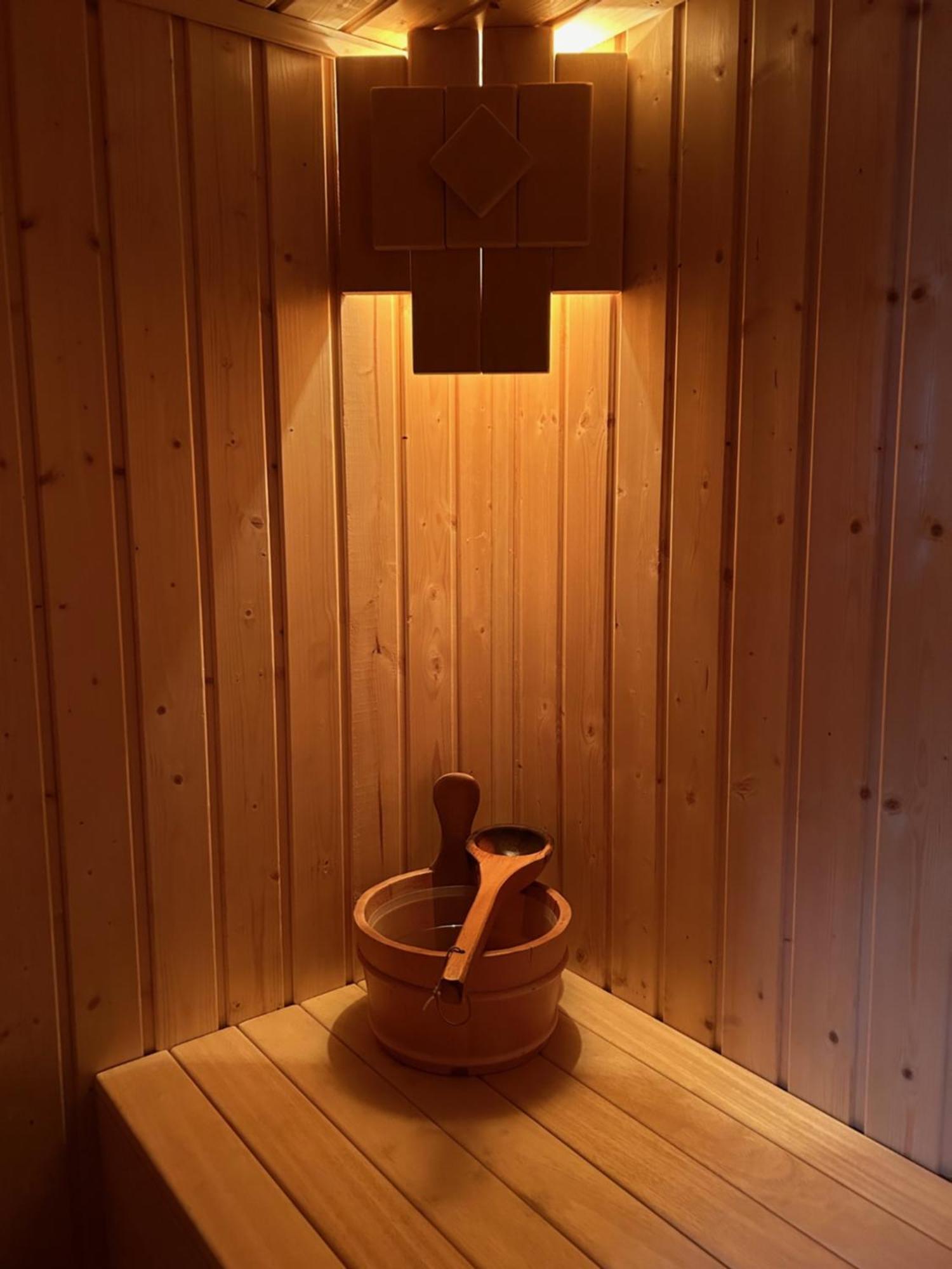 In De Bocht - Hottub Sauna Gemonde Exterior photo